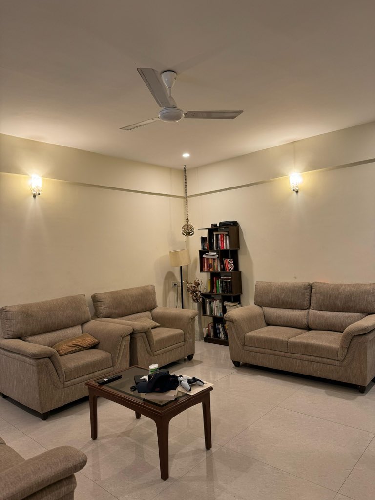 https://findmyroom-property-images-india.s3.ap-south-1.amazonaws.com/ydmrj-1713290234226-11275.jpg