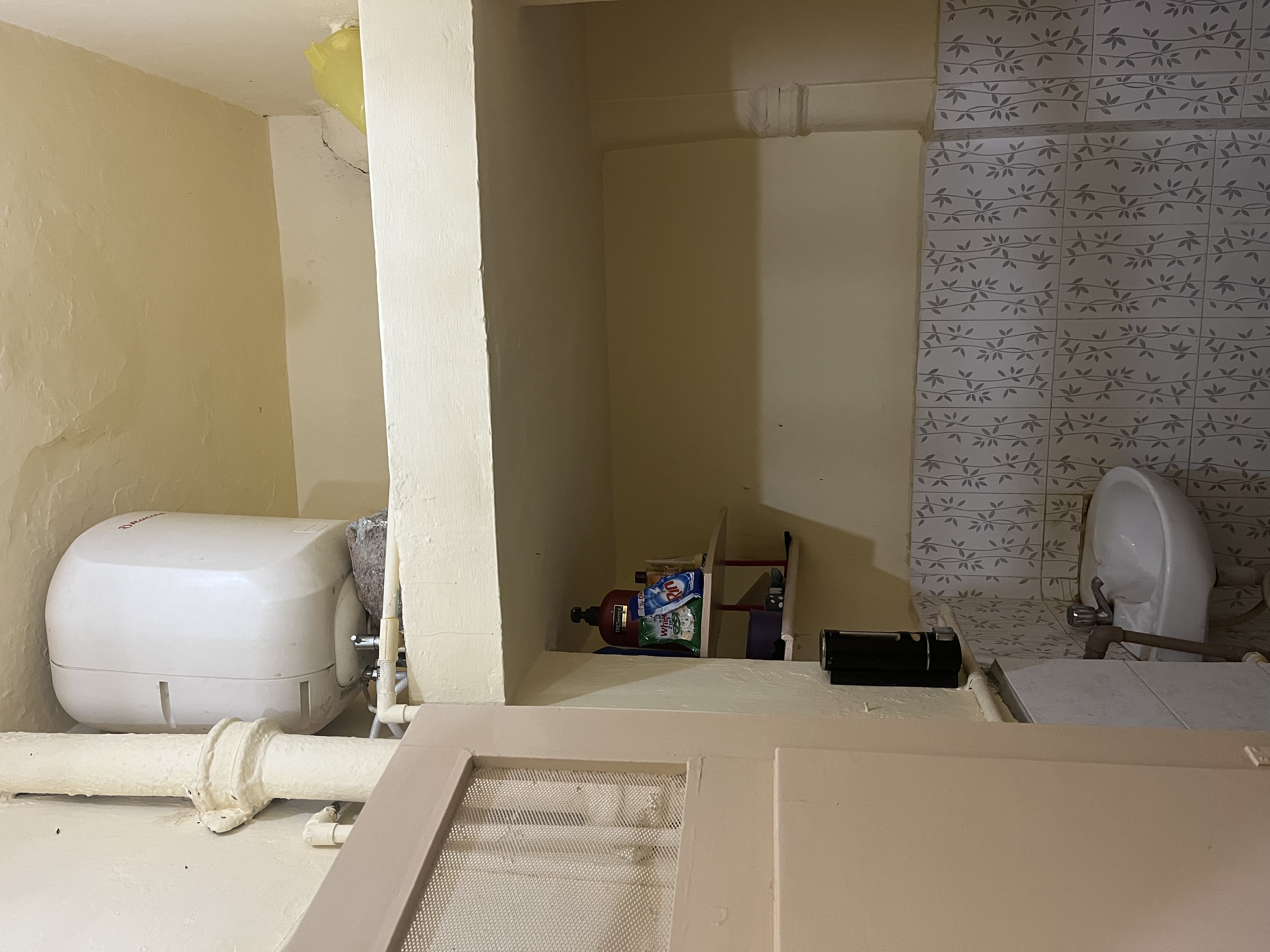 https://findmyroom-property-images-india.s3.ap-south-1.amazonaws.com/ydtjl-1670415823260-84552.jpeg