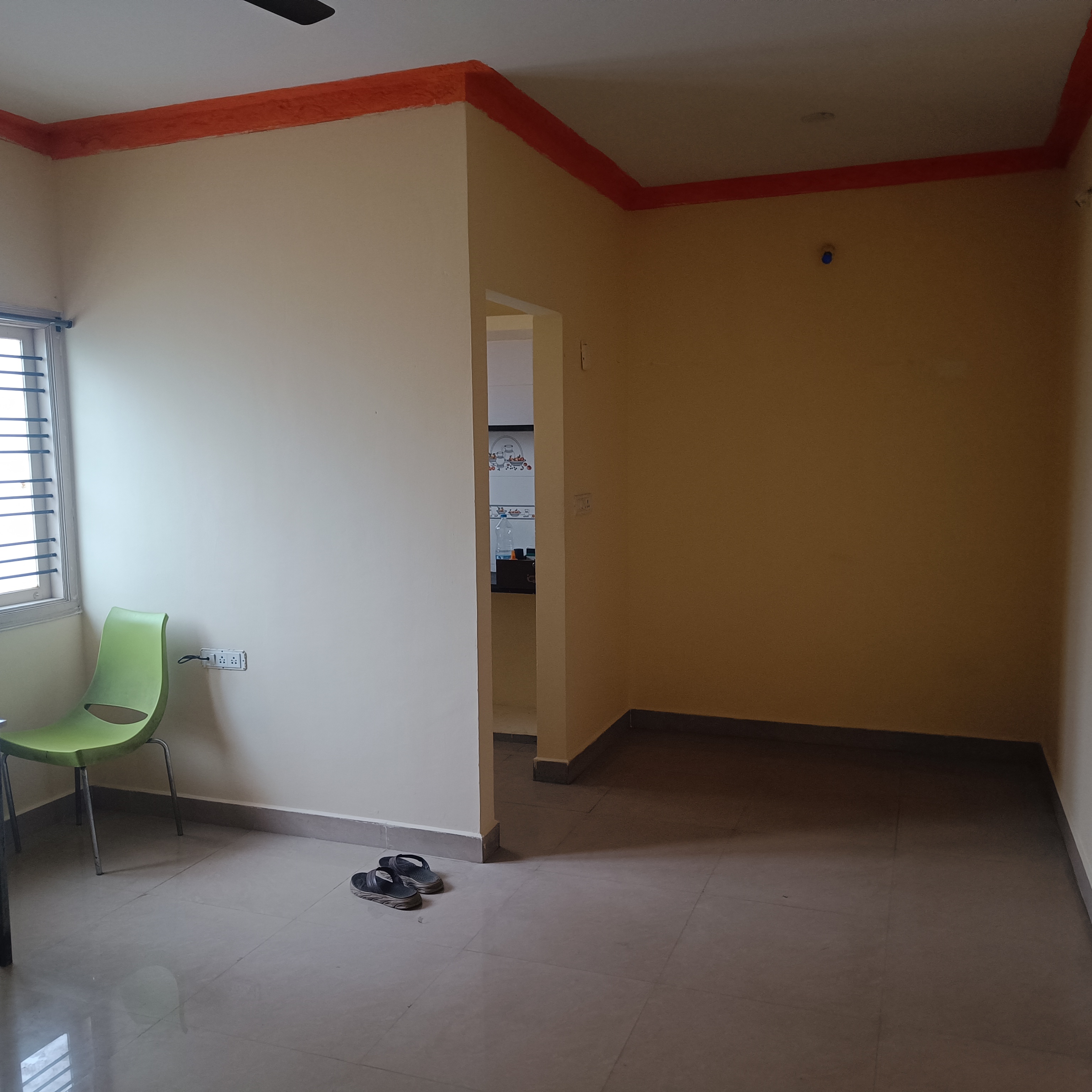 https://findmyroom-property-images-india.s3.ap-south-1.amazonaws.com/yeedf-1693407476656-32188.jpg