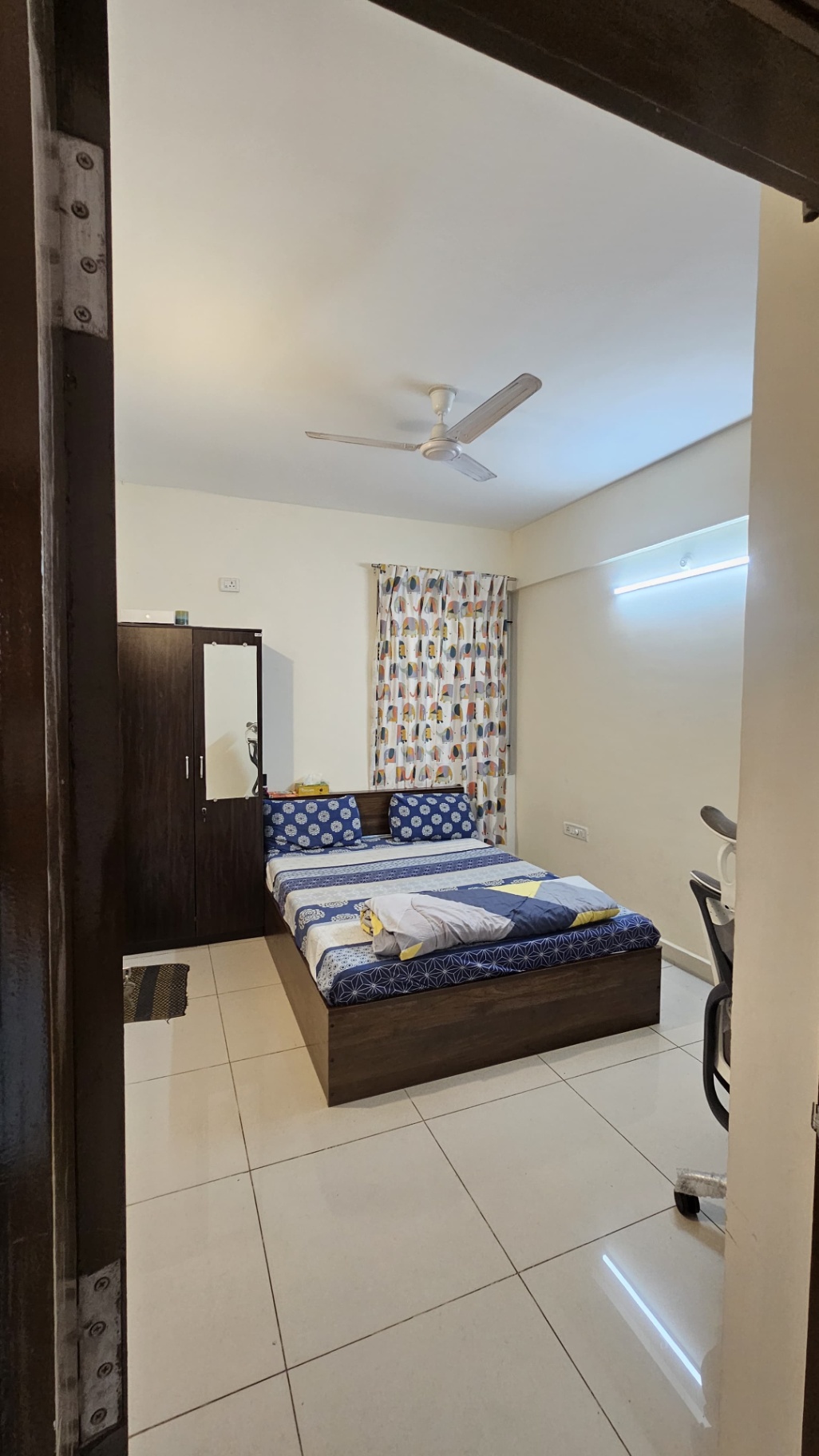 https://findmyroom-property-images-india.s3.ap-south-1.amazonaws.com/yeyif-1770536661990-68153