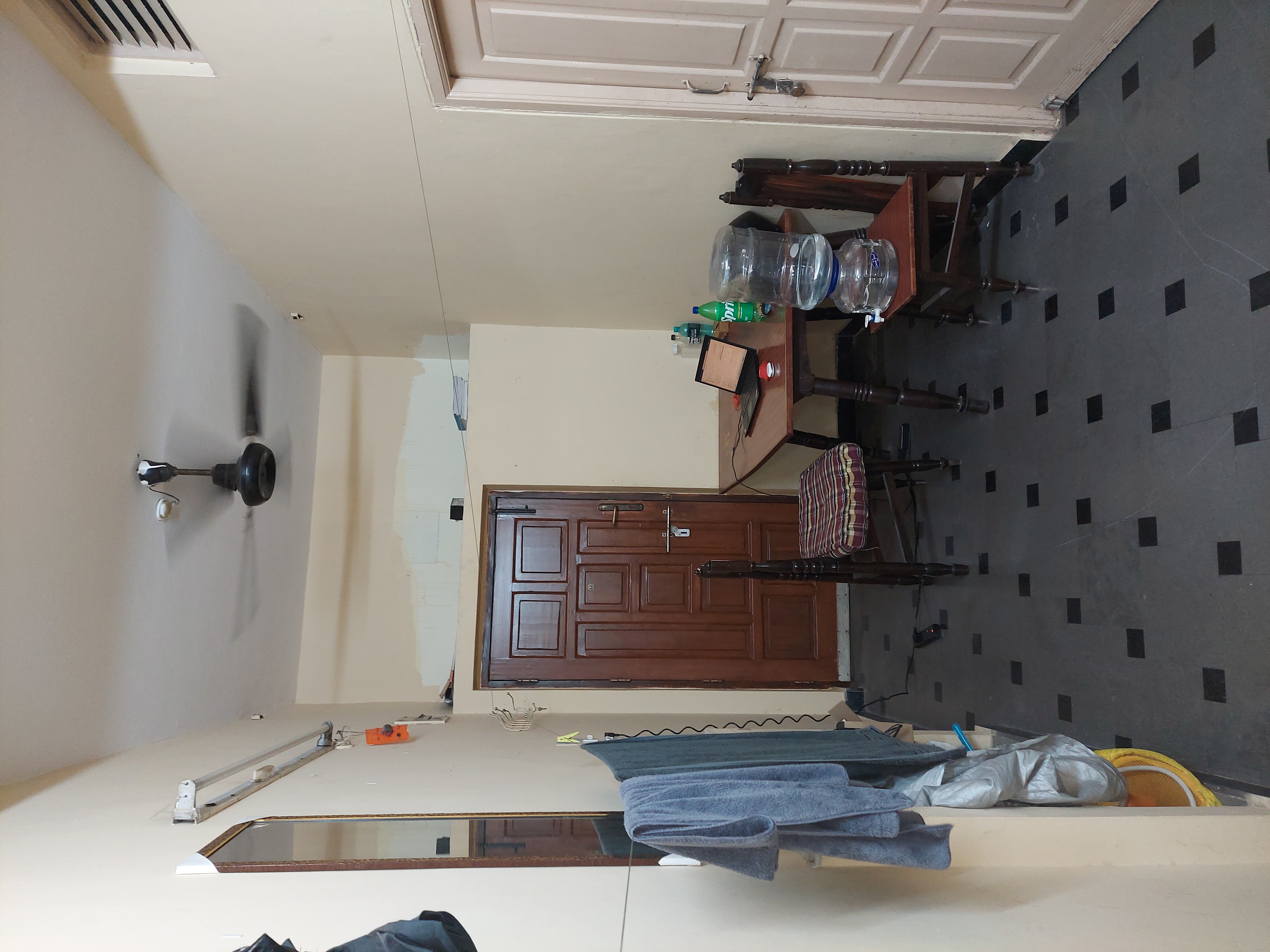 https://findmyroom-property-images-india.s3.ap-south-1.amazonaws.com/ymhdp-1694691386609-18085.jpg