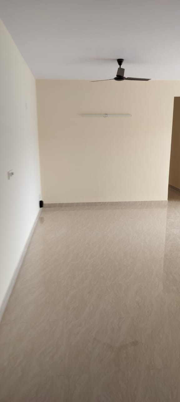 https://findmyroom-property-images-india.s3.ap-south-1.amazonaws.com/ynxry-1717336718808-32544.jpg