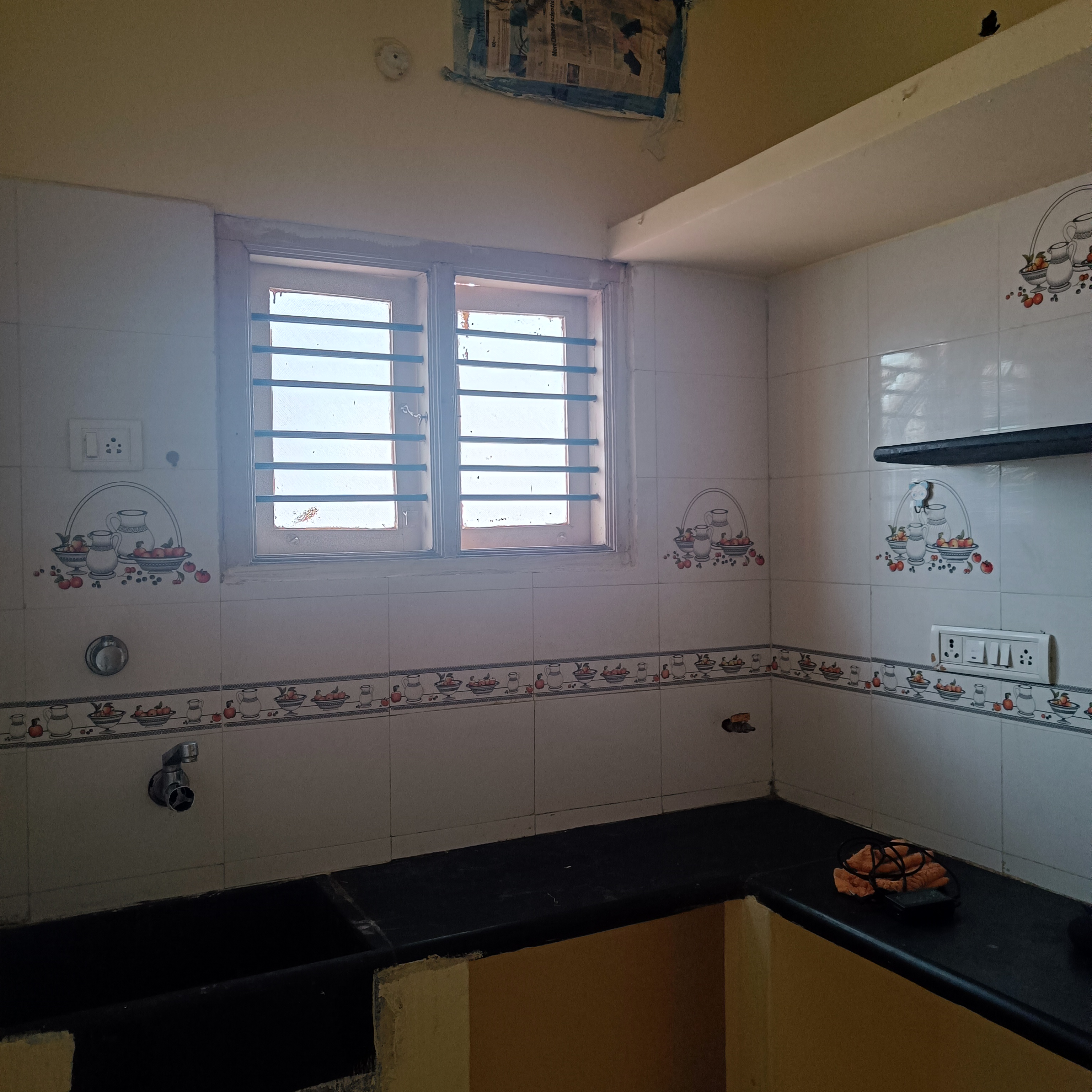https://findmyroom-property-images-india.s3.ap-south-1.amazonaws.com/yqhtr-1693407476649-34047.jpg