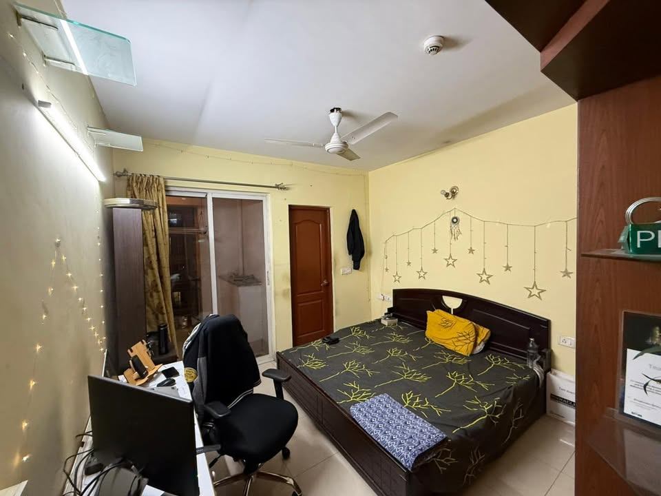 https://findmyroom-property-images-india.s3.ap-south-1.amazonaws.com/yviwr-1767723193316-26700