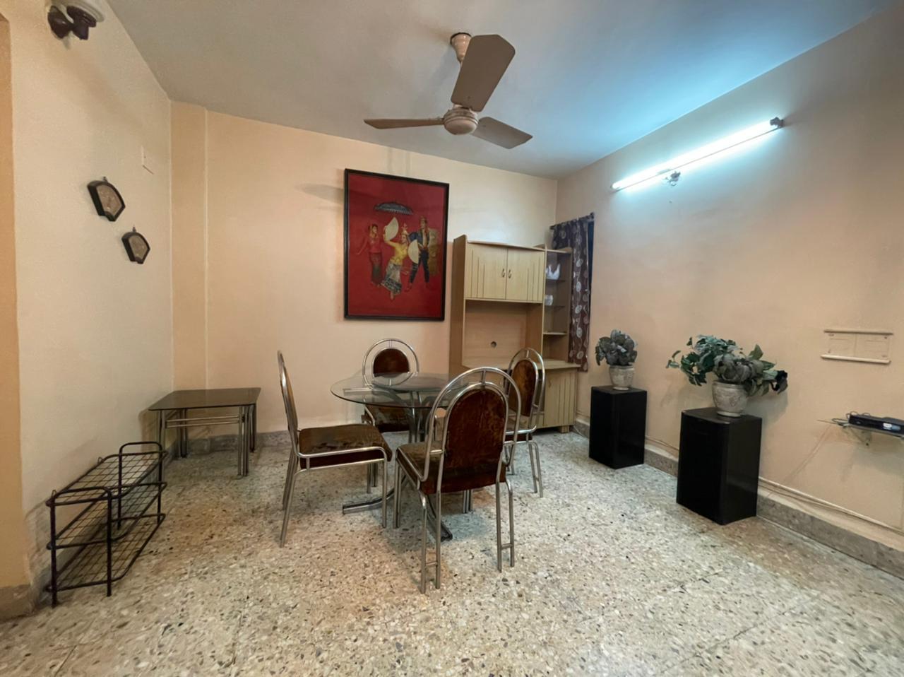 https://findmyroom-property-images-india.s3.ap-south-1.amazonaws.com/yvkew-1743782825324-57016.jpg
