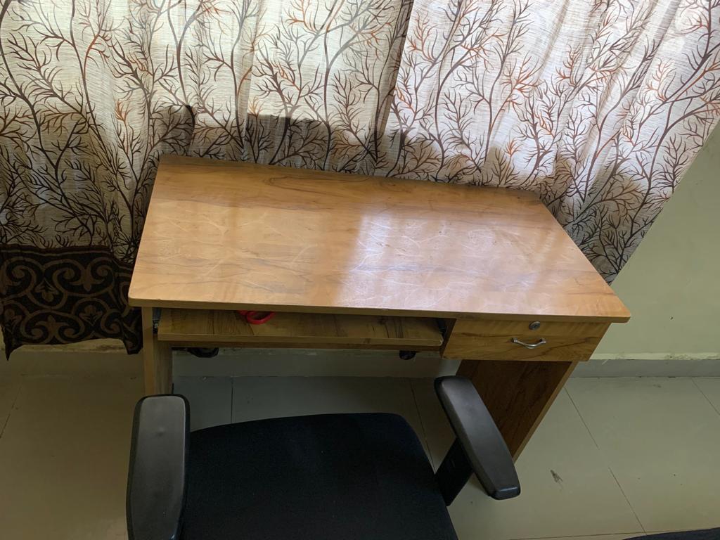 https://findmyroom-property-images-india.s3.ap-south-1.amazonaws.com/yxdgj-1687610748769-33127.jpg