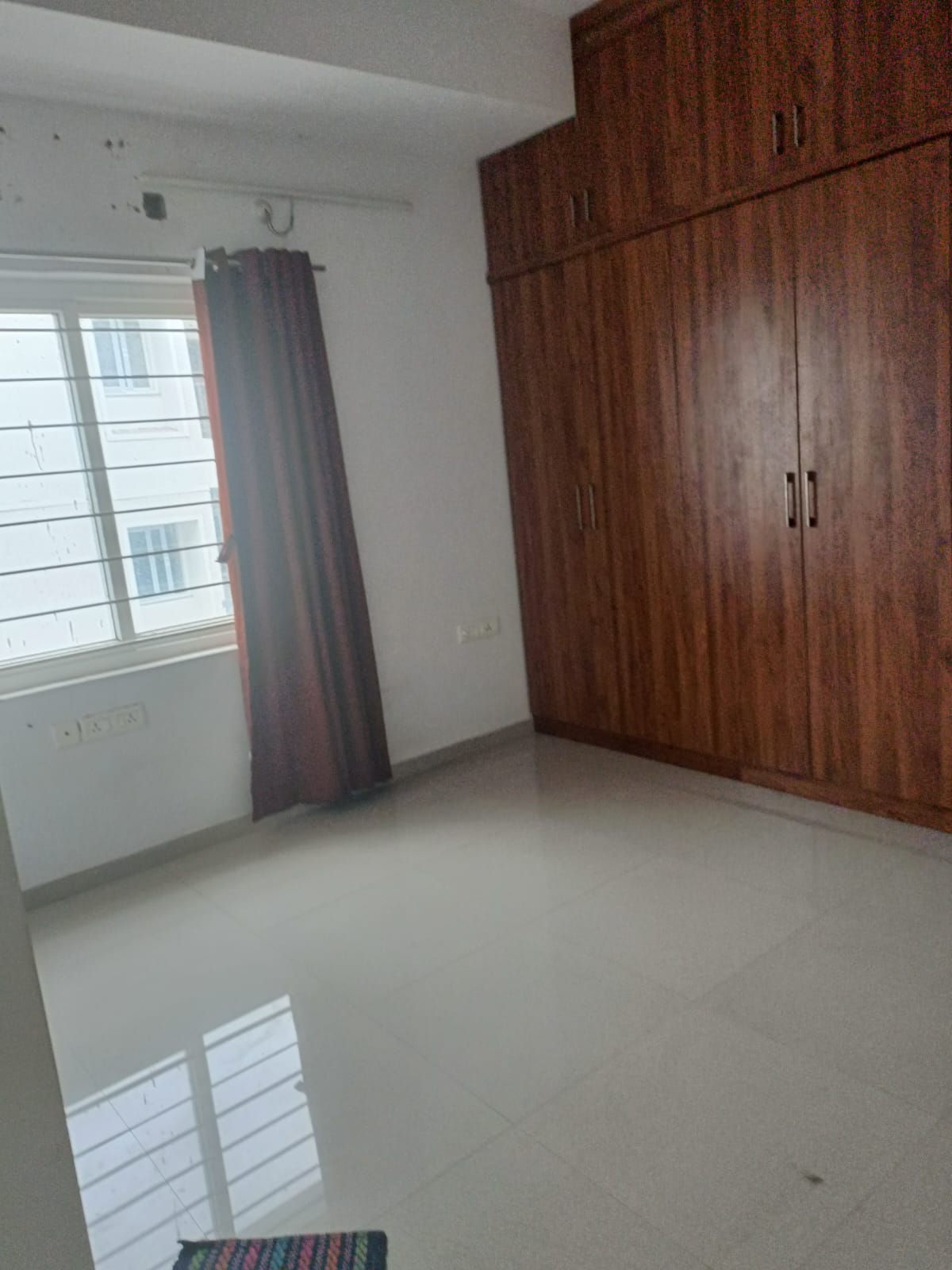 https://findmyroom-property-images-india.s3.ap-south-1.amazonaws.com/yylzu-1706199883786-54201.jpg