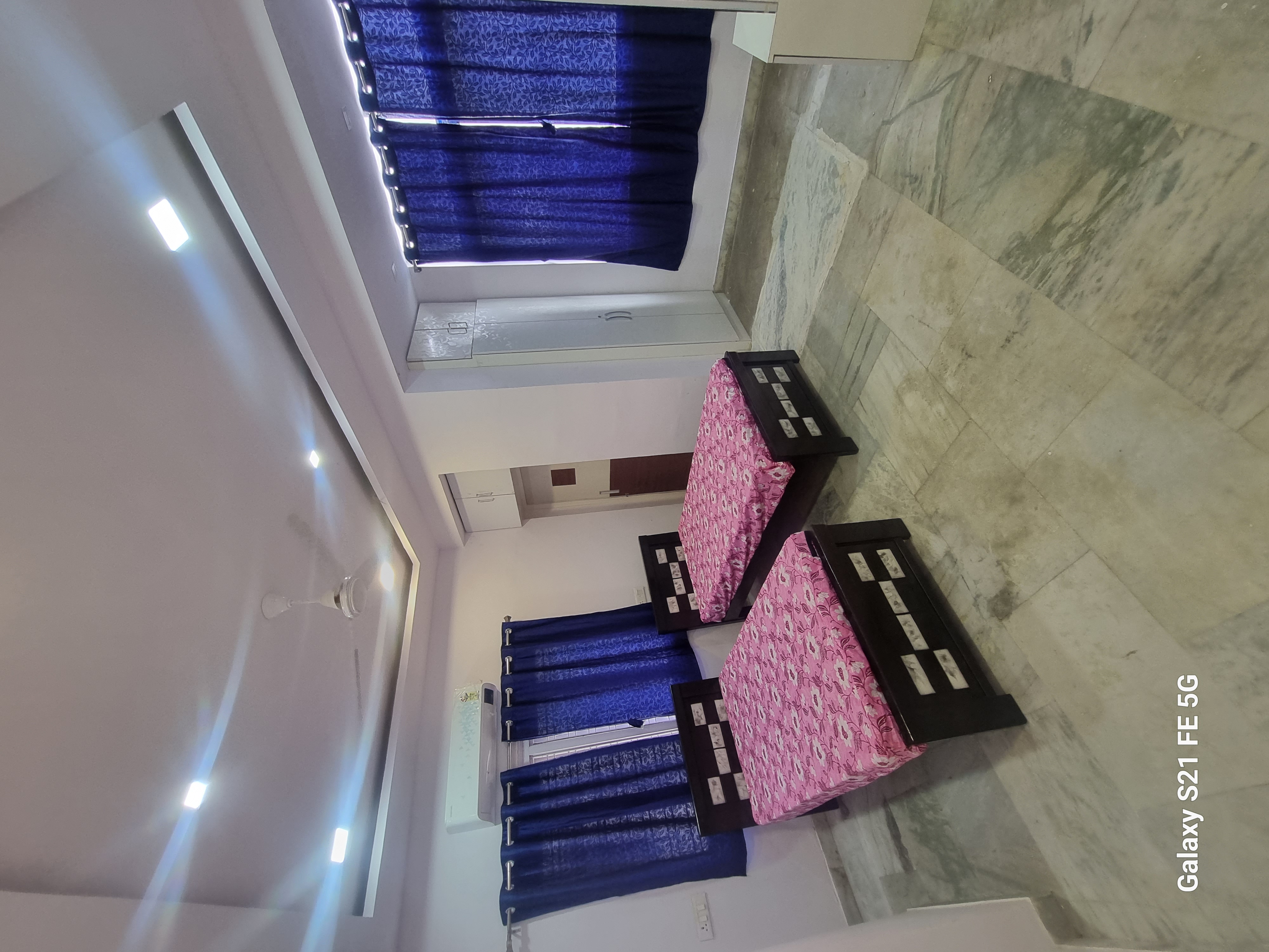 https://findmyroom-property-images-india.s3.ap-south-1.amazonaws.com/zamtu-1704213965220-63647.jpg