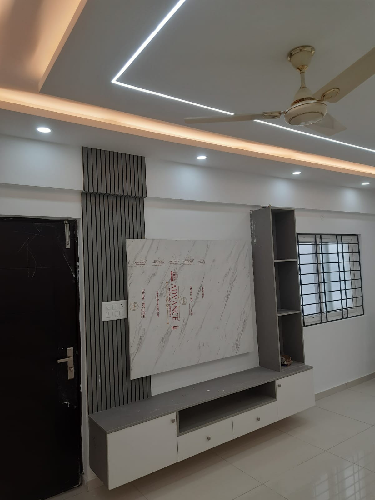 https://findmyroom-property-images-india.s3.ap-south-1.amazonaws.com/zeeox-1702560843186-75771.jpg