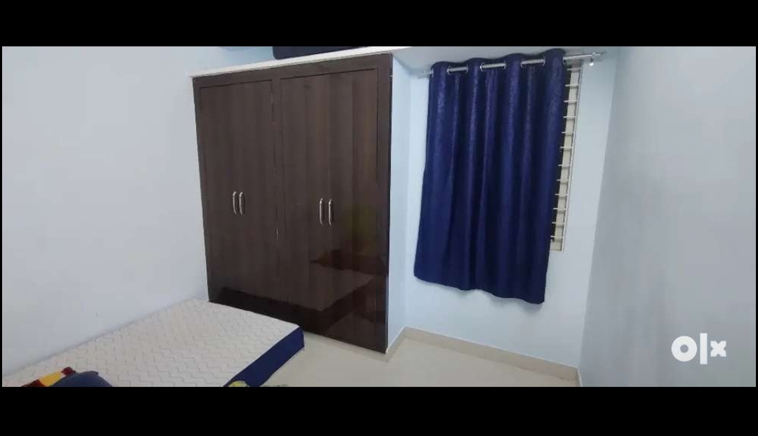 https://findmyroom-property-images-india.s3.ap-south-1.amazonaws.com/zefwv-1737546520645-78384.jpg
