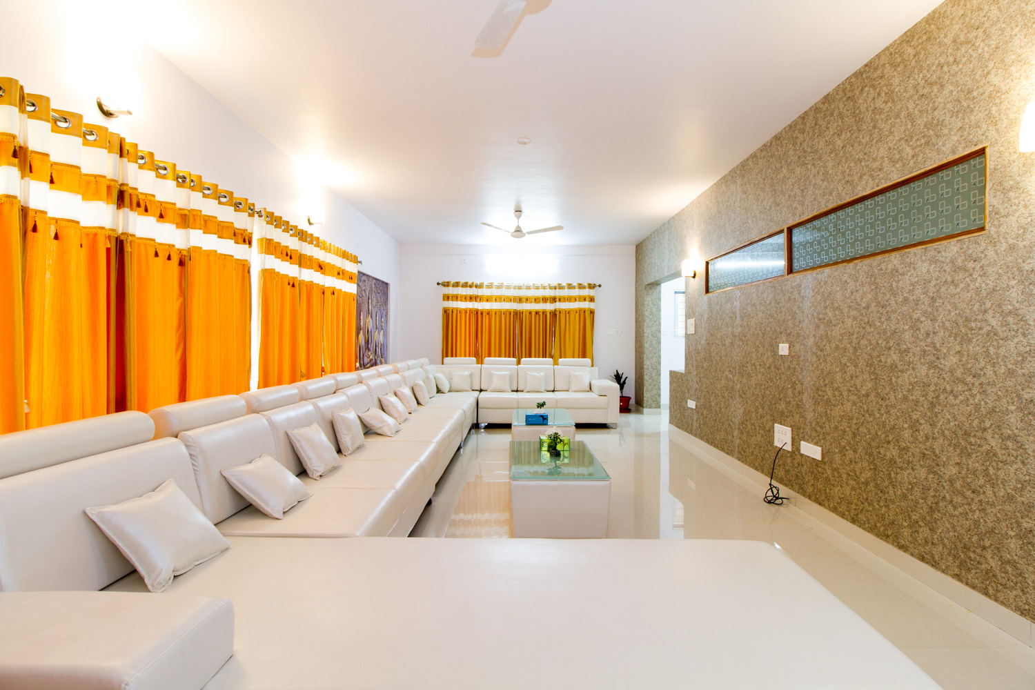 https://findmyroom-property-images-india.s3.ap-south-1.amazonaws.com/zfhhp-1745248115463-75161.jpg