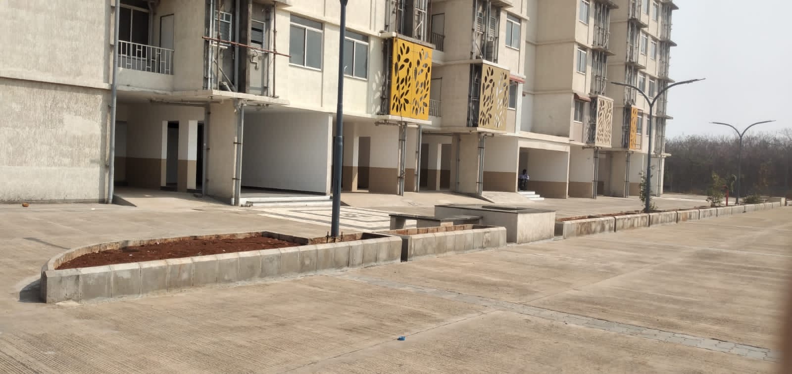 https://findmyroom-property-images-india.s3.ap-south-1.amazonaws.com/zghbv-1715067296197-21885.jpeg
