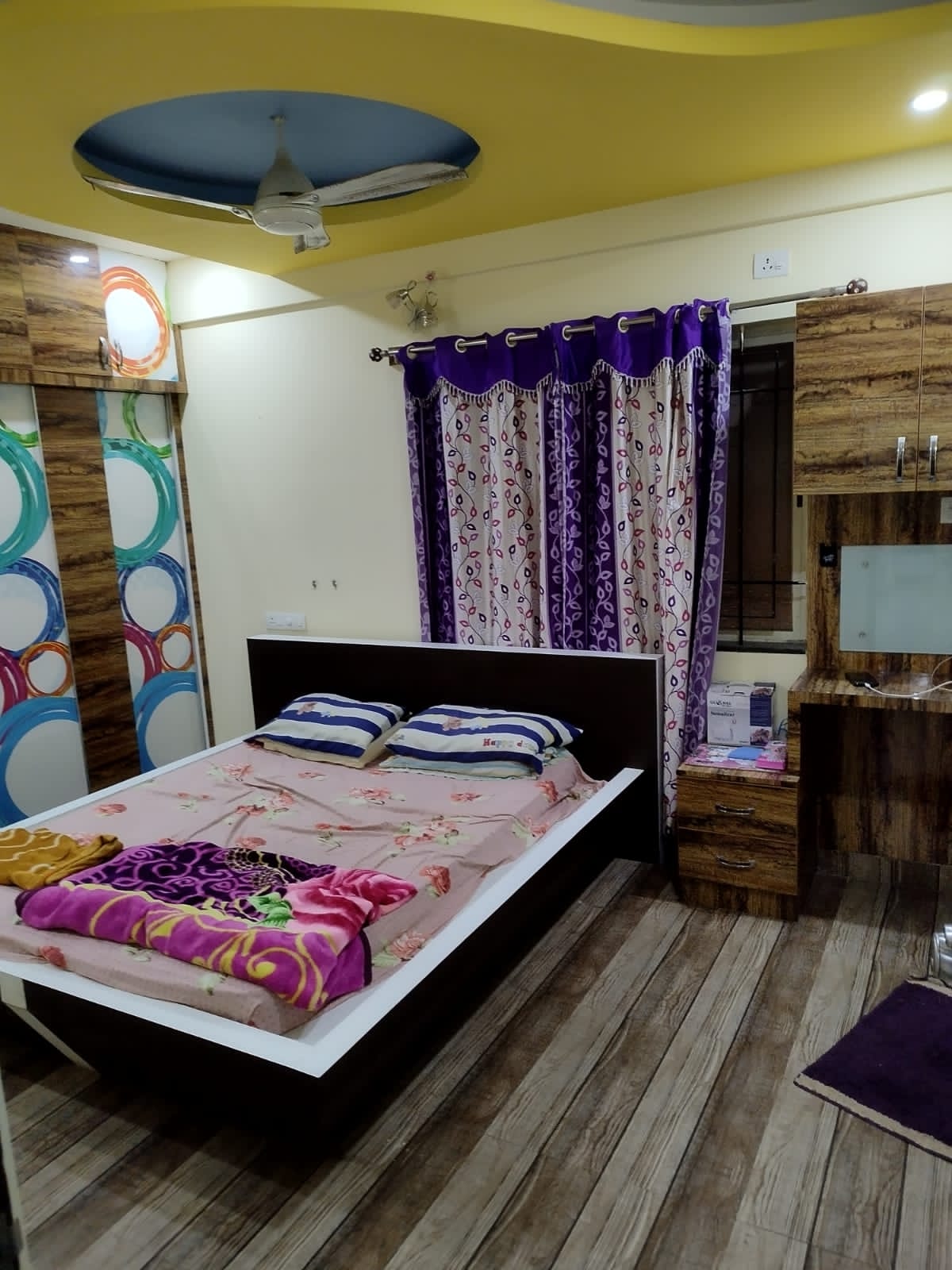 https://findmyroom-property-images-india.s3.ap-south-1.amazonaws.com/zkfor-1709050606745-07762.jpg
