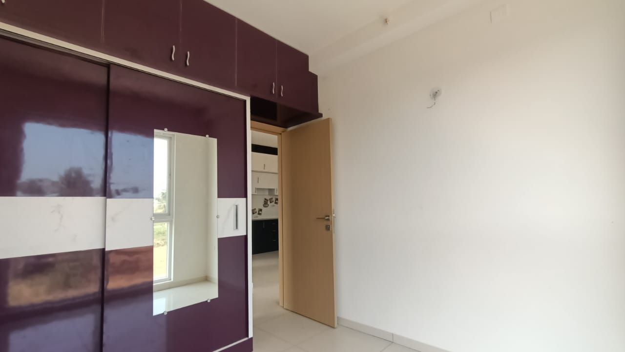 https://findmyroom-property-images-india.s3.ap-south-1.amazonaws.com/zlnix-1713015295995-44121.jpg