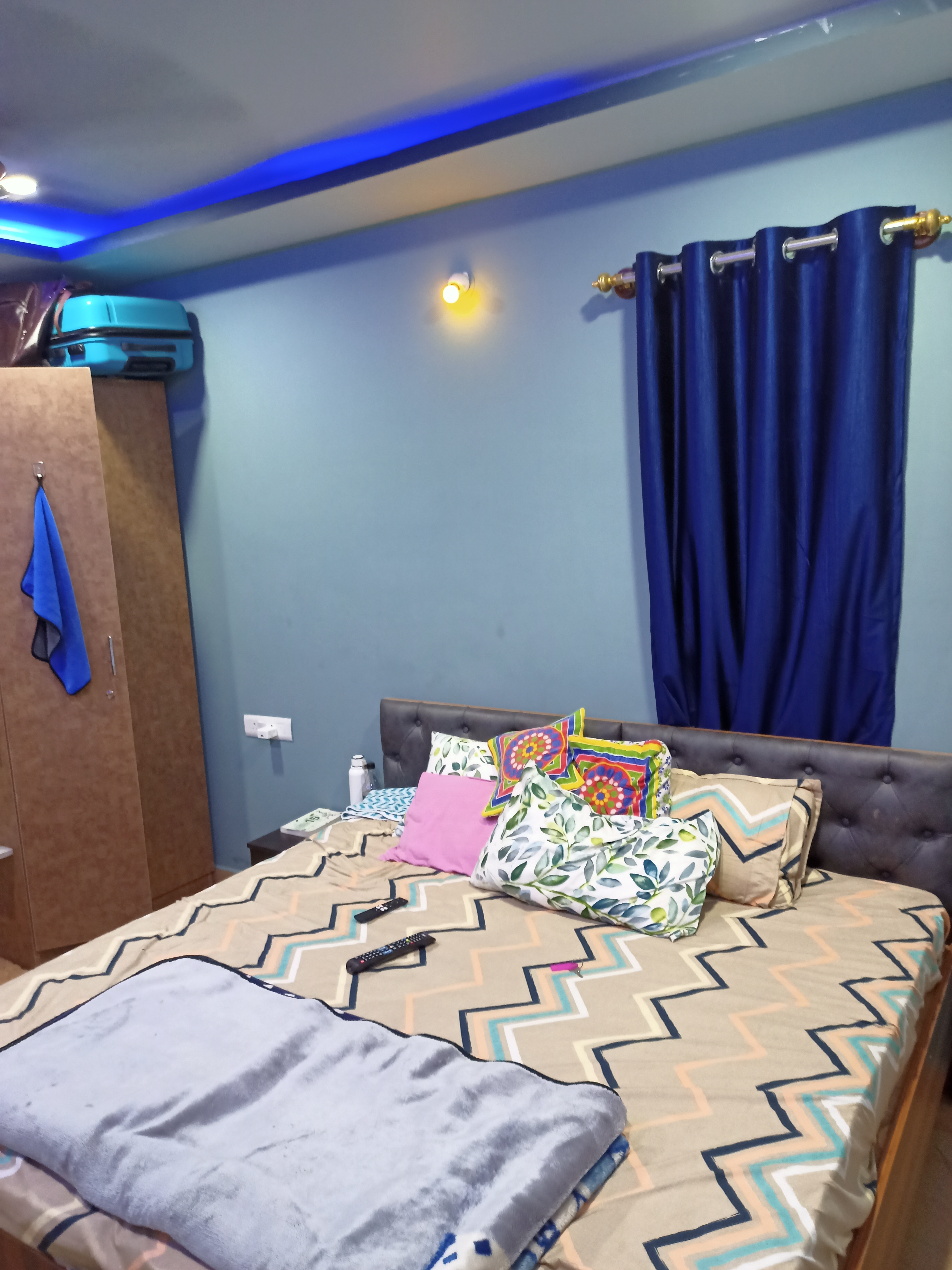 https://findmyroom-property-images-india.s3.ap-south-1.amazonaws.com/zpapo-1701277314315-47546.jpg