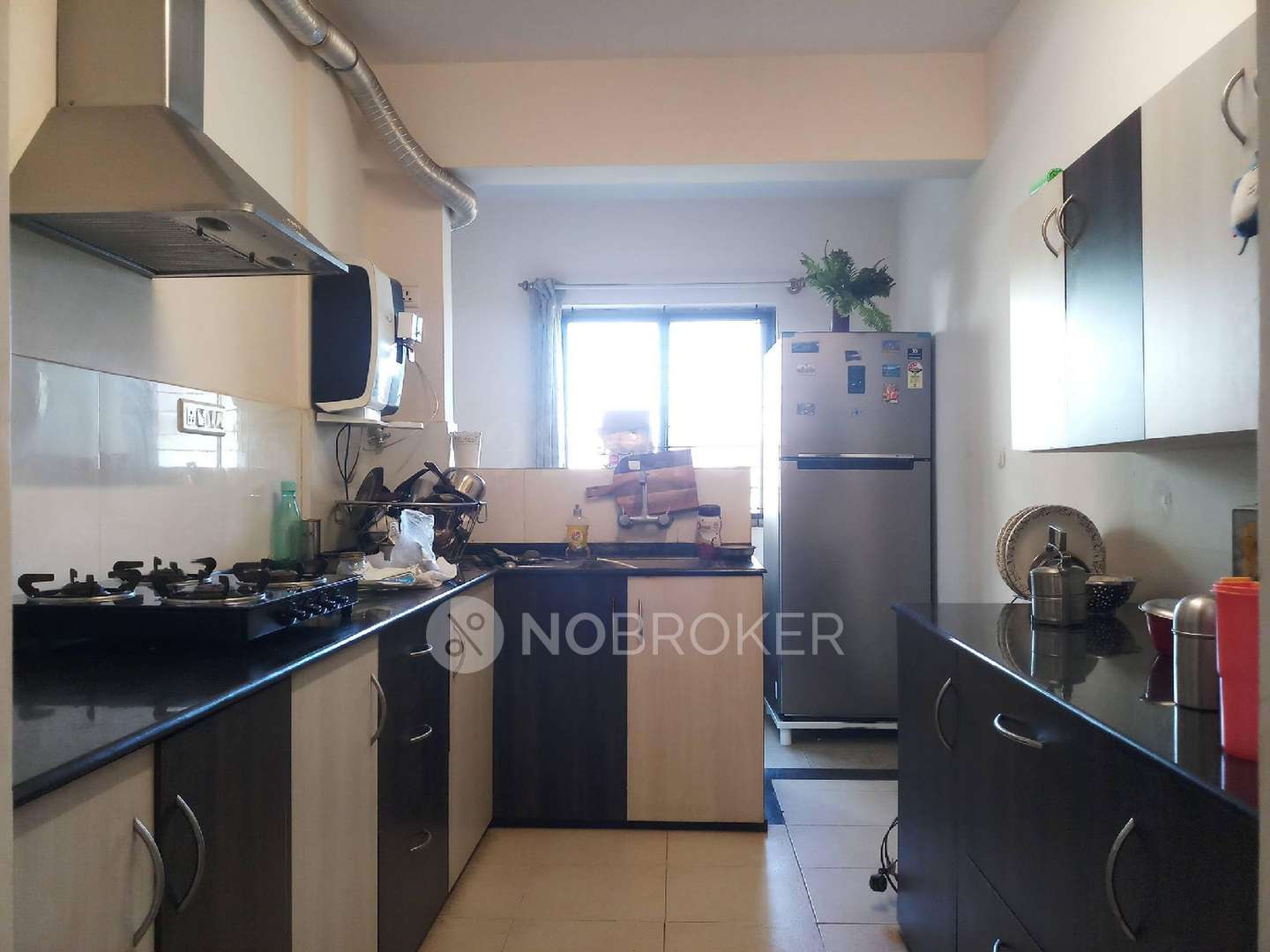 https://findmyroom-property-images-india.s3.ap-south-1.amazonaws.com/zqjau-1759383091269-80516.jpg