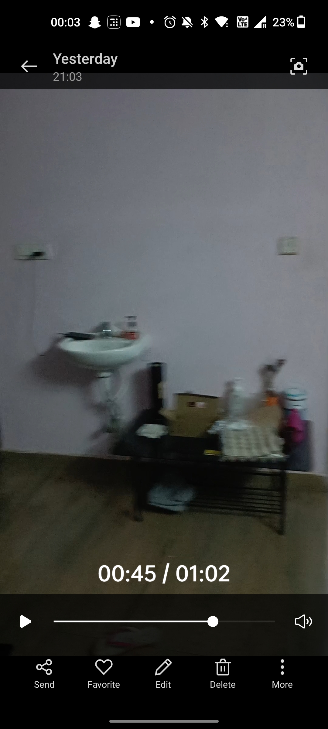 https://findmyroom-property-images-india.s3.ap-south-1.amazonaws.com/zqyzo-1681410907841-26243.jpg