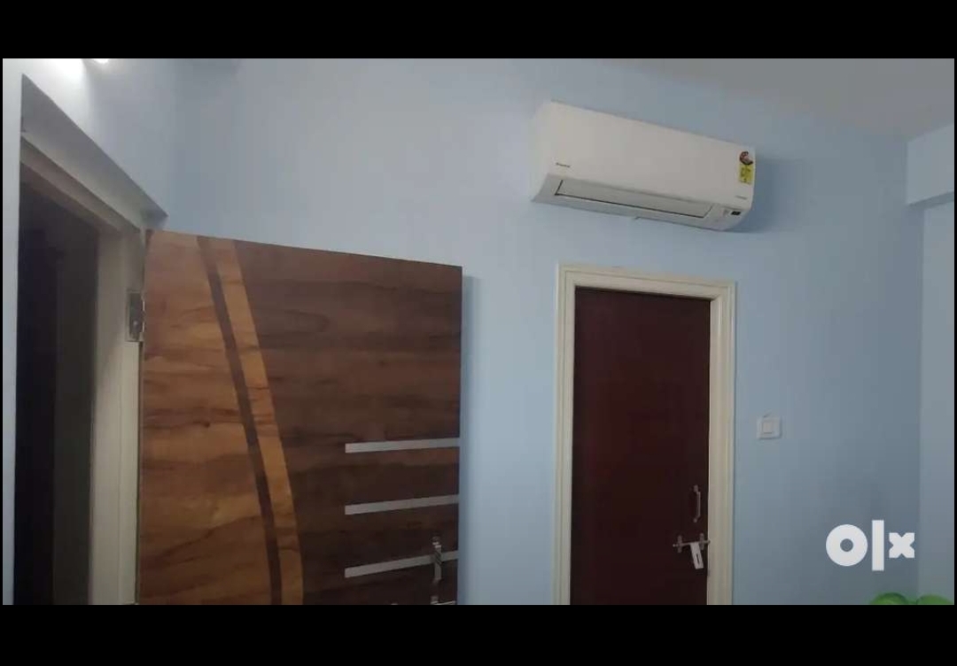 https://findmyroom-property-images-india.s3.ap-south-1.amazonaws.com/zsupr-1737546520637-08548.jpg