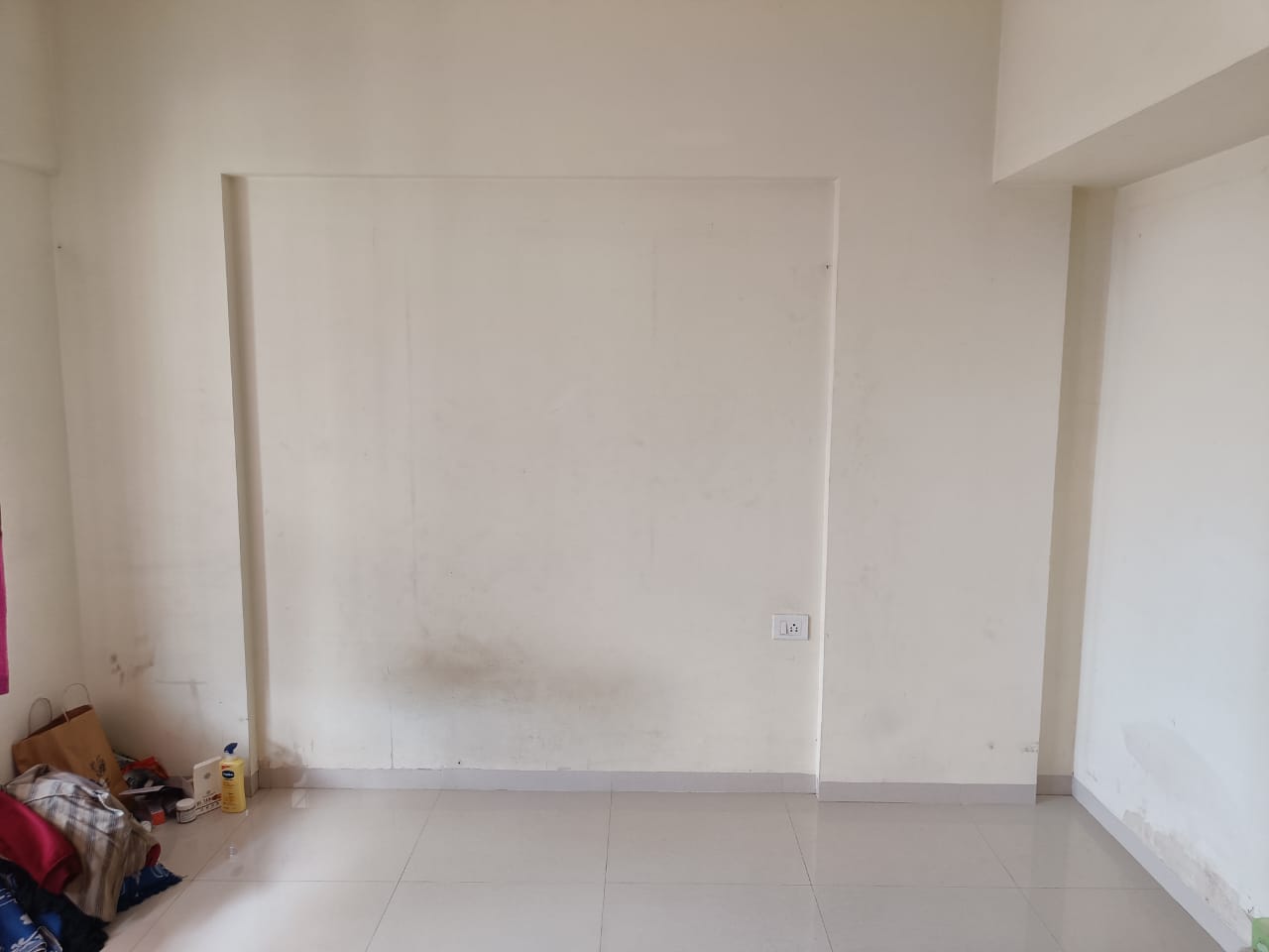 https://findmyroom-property-images-india.s3.ap-south-1.amazonaws.com/ztgmk-1662993283599-24340.jpeg