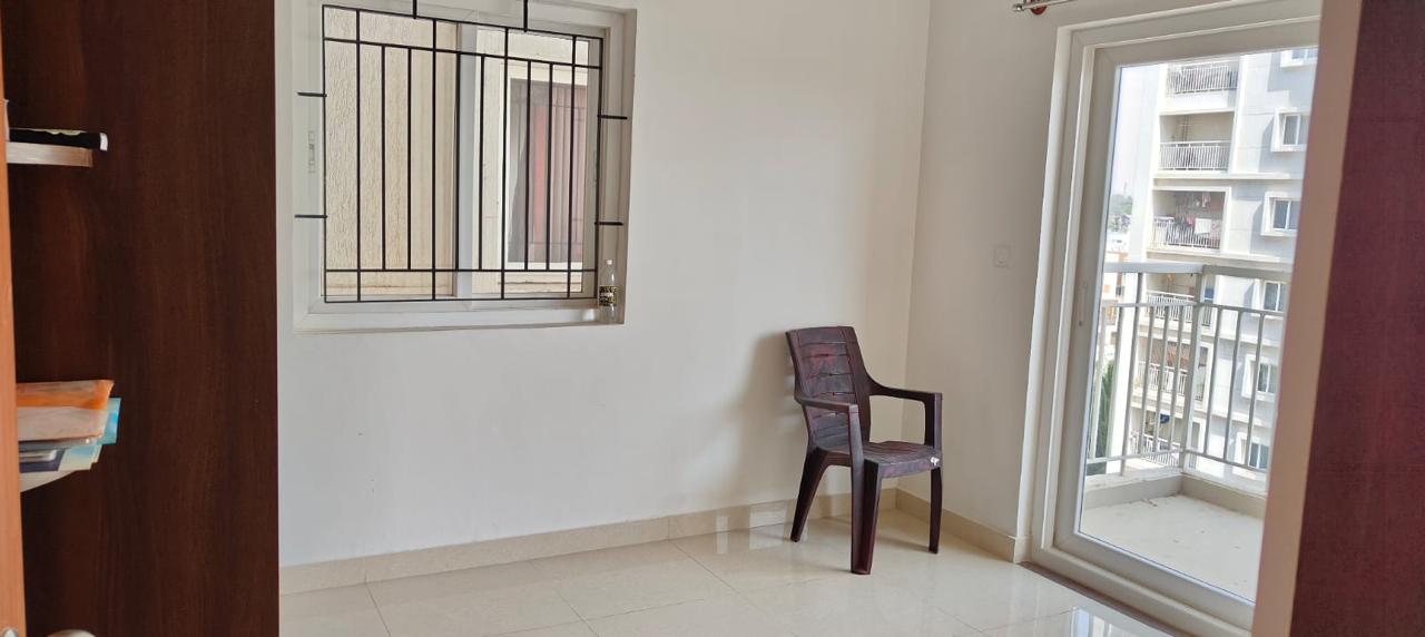 https://findmyroom-property-images-india.s3.ap-south-1.amazonaws.com/zxque-1755276876556-36586.jpg