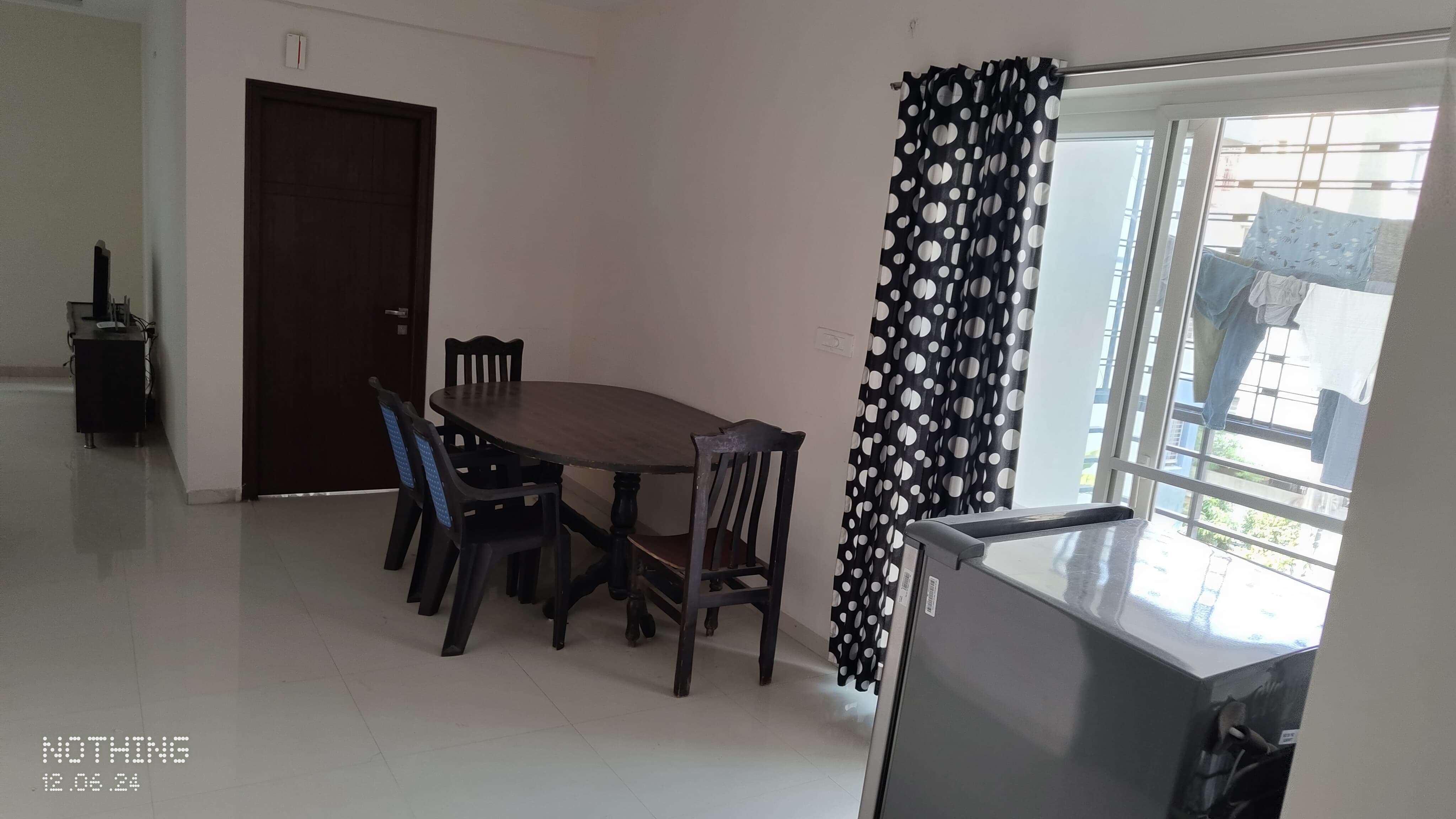 https://findmyroom-property-images-india.s3.ap-south-1.amazonaws.com/zxzpv-1718193334596-35427.jpg