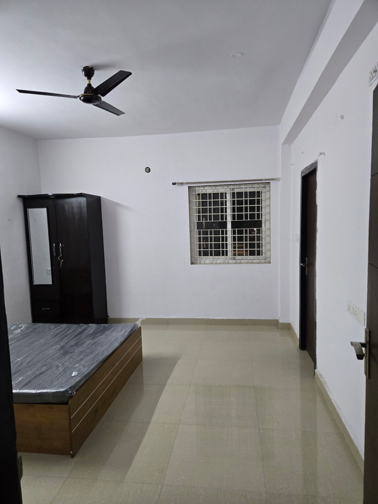 https://findmyroom-property-images-india.s3.ap-south-1.amazonaws.com/zznaq-1773399124649-45480