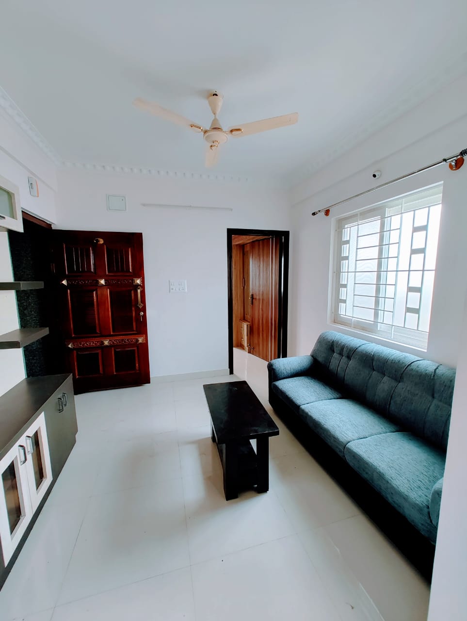https://findmyroom-property-images-india.s3.ap-south-1.amazonaws.com/zzobf-1689792415880-35236.jpeg