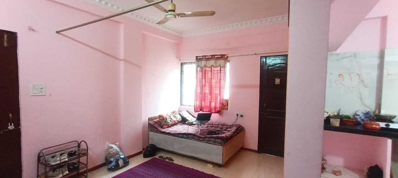 https://findmyroom-property-images-india.s3.ap-south-1.amazonaws.com/zztnw-1764751394033-15834